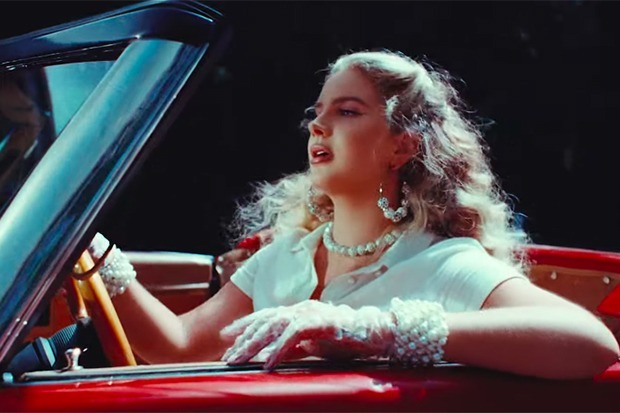 Lana Del Rey Unveils “Chemtrails Over The Country Club” Video