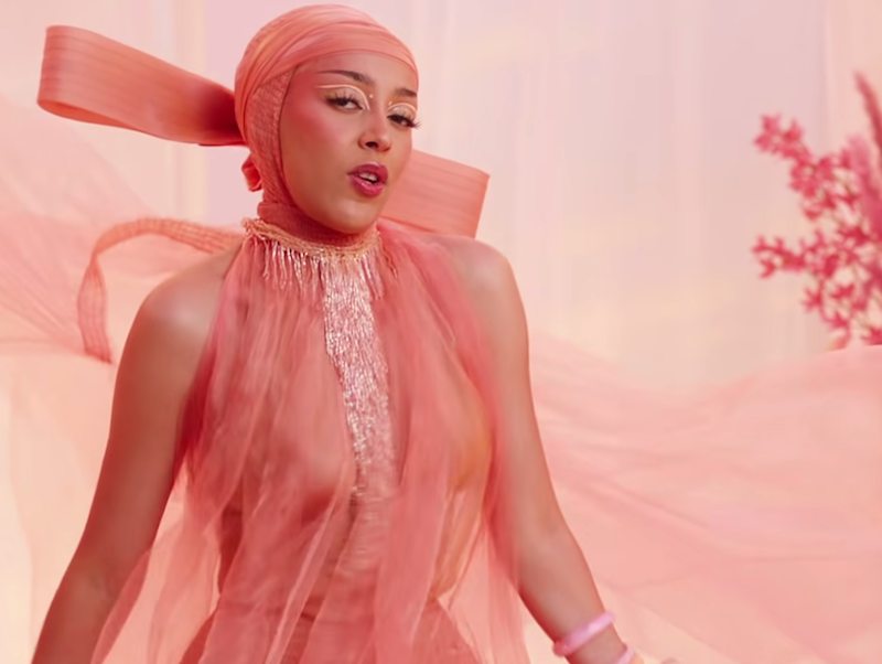 Move Over Eminem, Doja Cat Busts Into NFT Biz Too