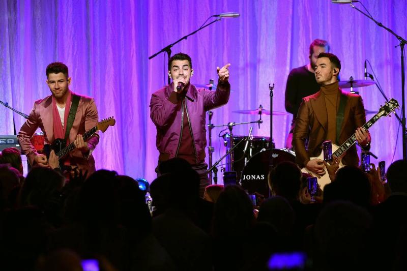 Summerfest Is Bringing The Jonas Brothers Back Together!