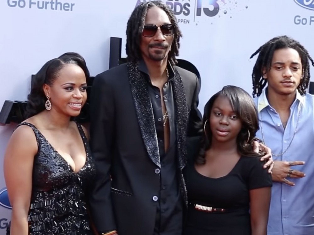 Snoop Dogg Puts His Entire Career Into Wife’s Hands