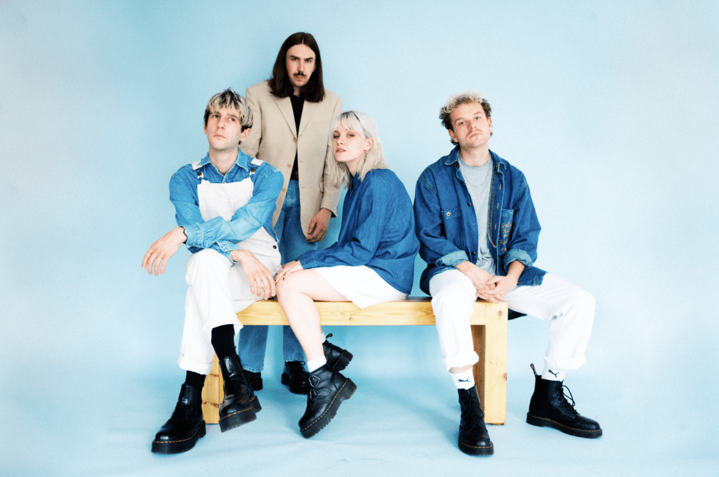 NEWS: swim school share candid anthem ‘anyway’ & announce debut EP