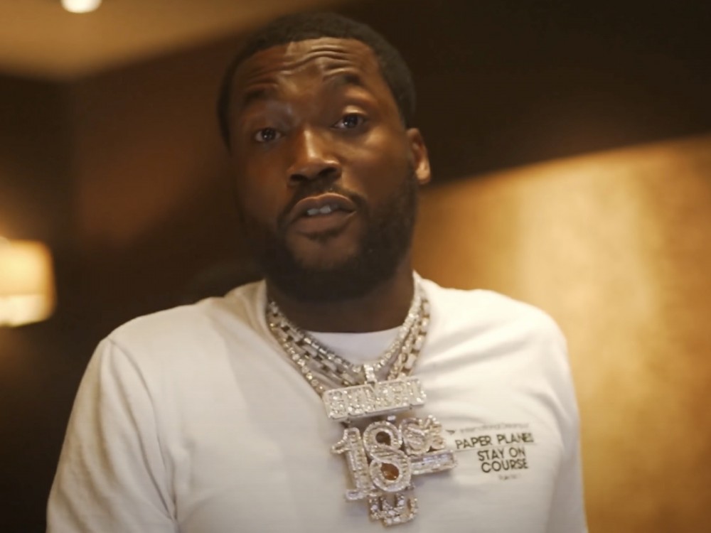 Meek Mill + James Harden Had A Tickle Fight – No Cap
