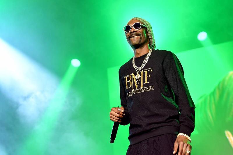 Snoop Dogg Squashes Rumors Of Feud With Eminem
