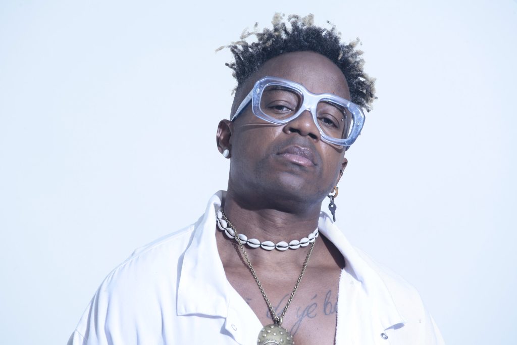 NEWS: Blick Bassy releases ‘Madíbá’ album and ‘Hola Mè’ video