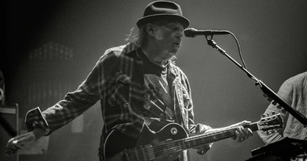 Neil Young Teases West Coast Residency in July