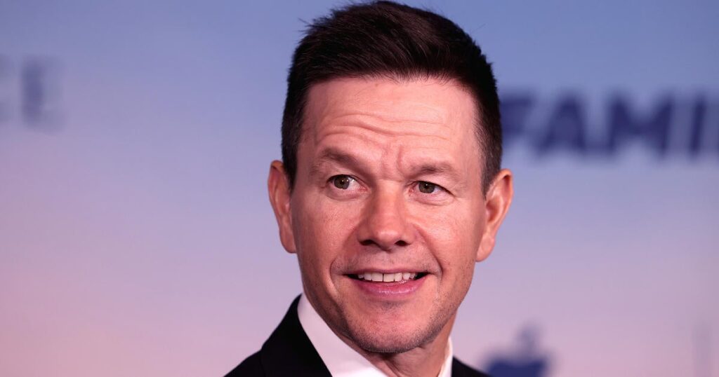 Mark Wahlberg Sends Message to Brother Donnie as ‘Blue Bloods’ Films Final Season