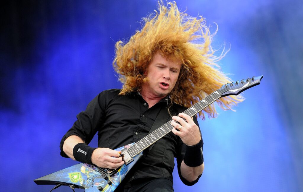 Megadeth’s Dave Mustaine will pay former manager over $1million for legal settlement