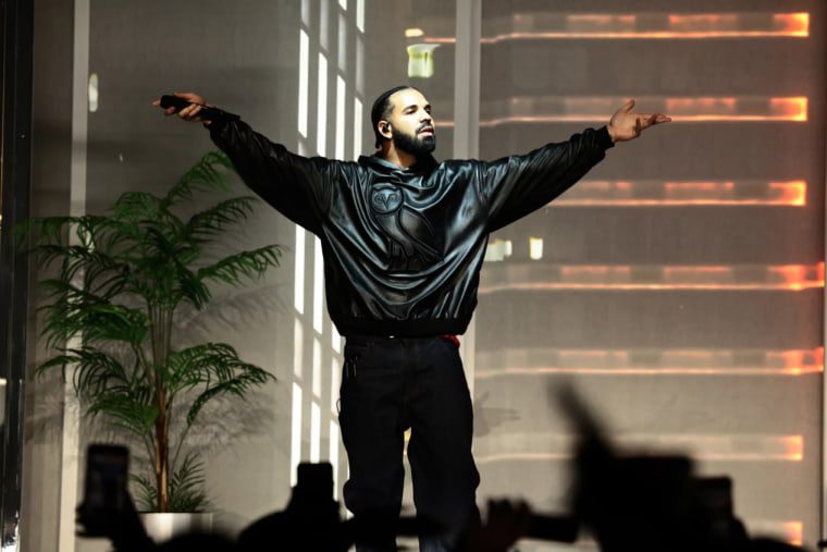 Drake announces 2025 tour plans