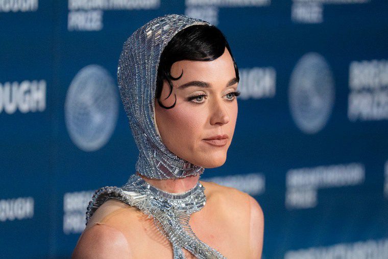 Celebs (and everyone else) are clowning on Katy Perry’s space trip