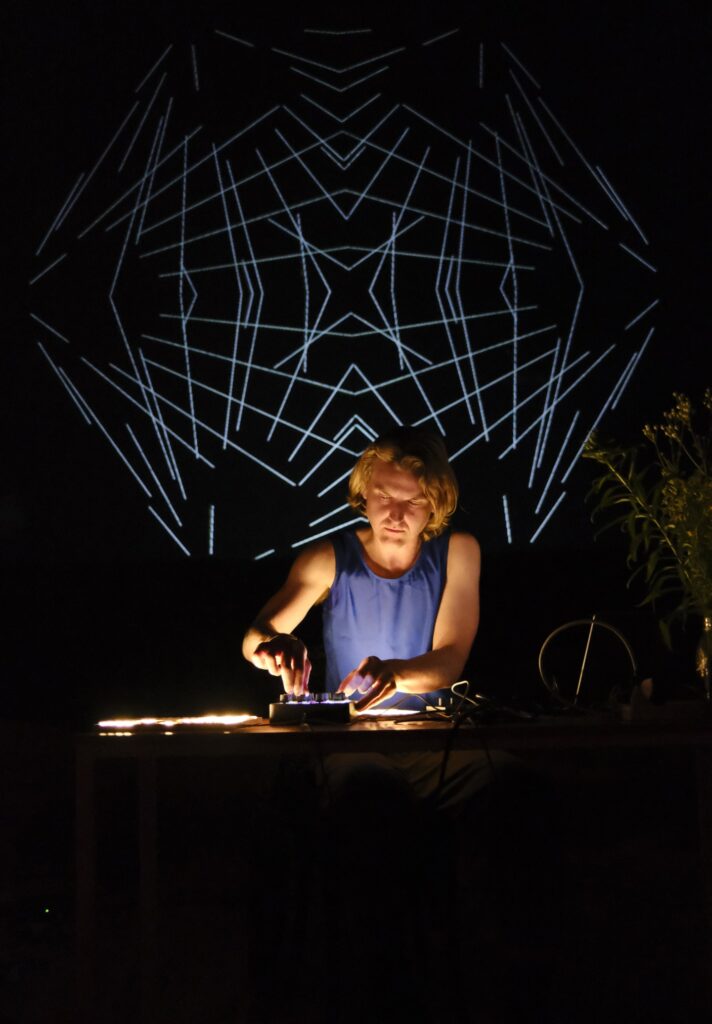 Apollo Frequencies: Notes from Woodstockhausen, a noise-nerd camping festival