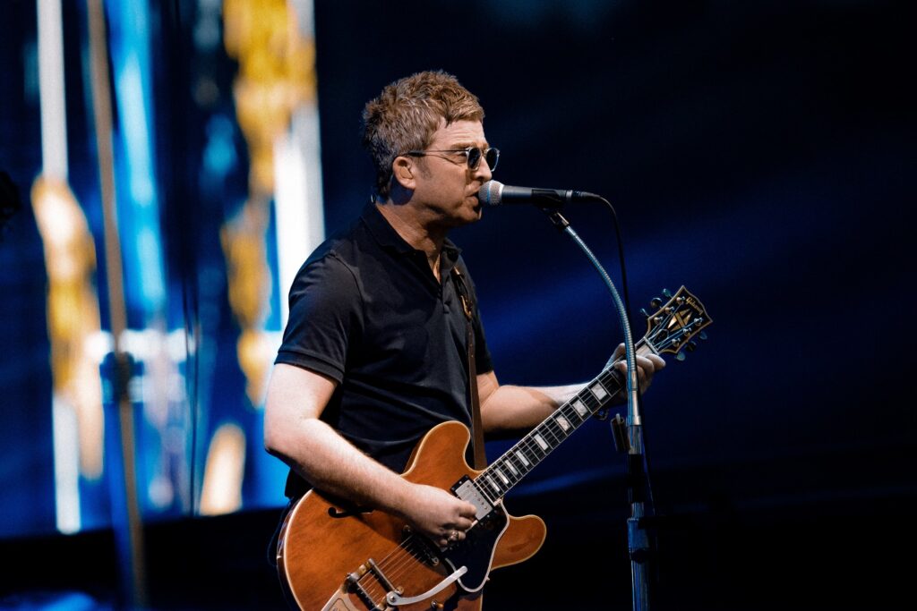 Nobody at the Oasis show cares if you’re cool