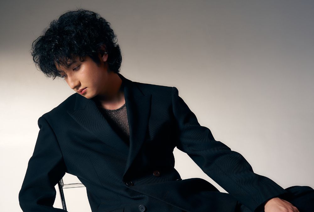 Pran Introduces Himself with “All I Need Is Love”