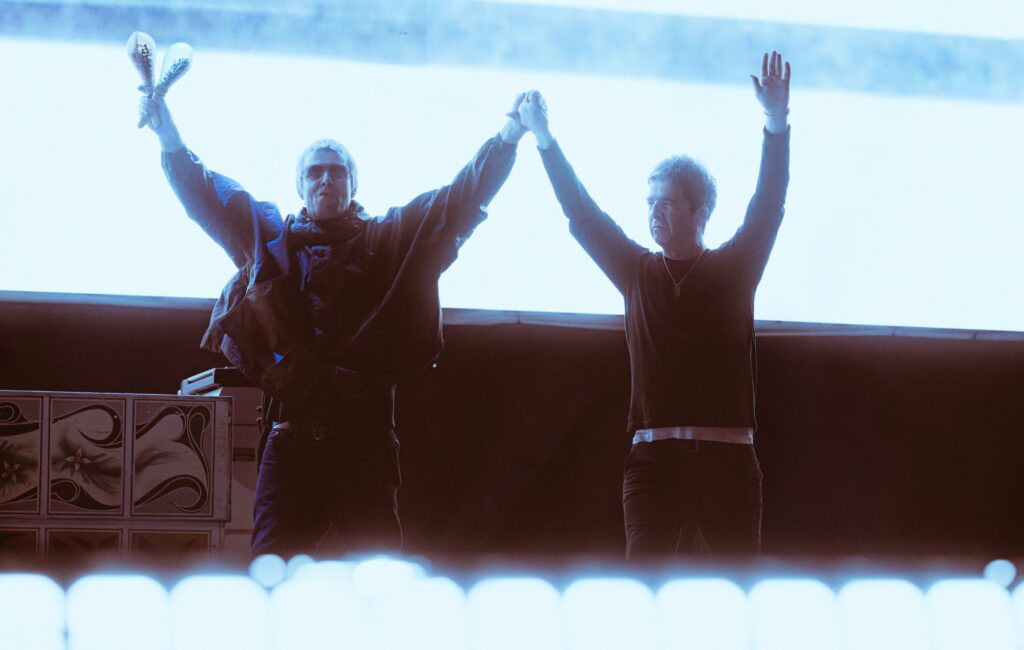 Noel and Liam Gallagher gifted Lech Poznań kit to celebrate dance on Oasis reunion tour