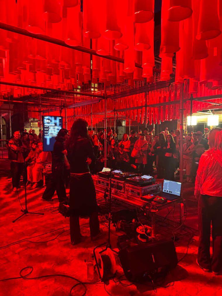 haloplus+ bring romance to the Copenhagen music scene