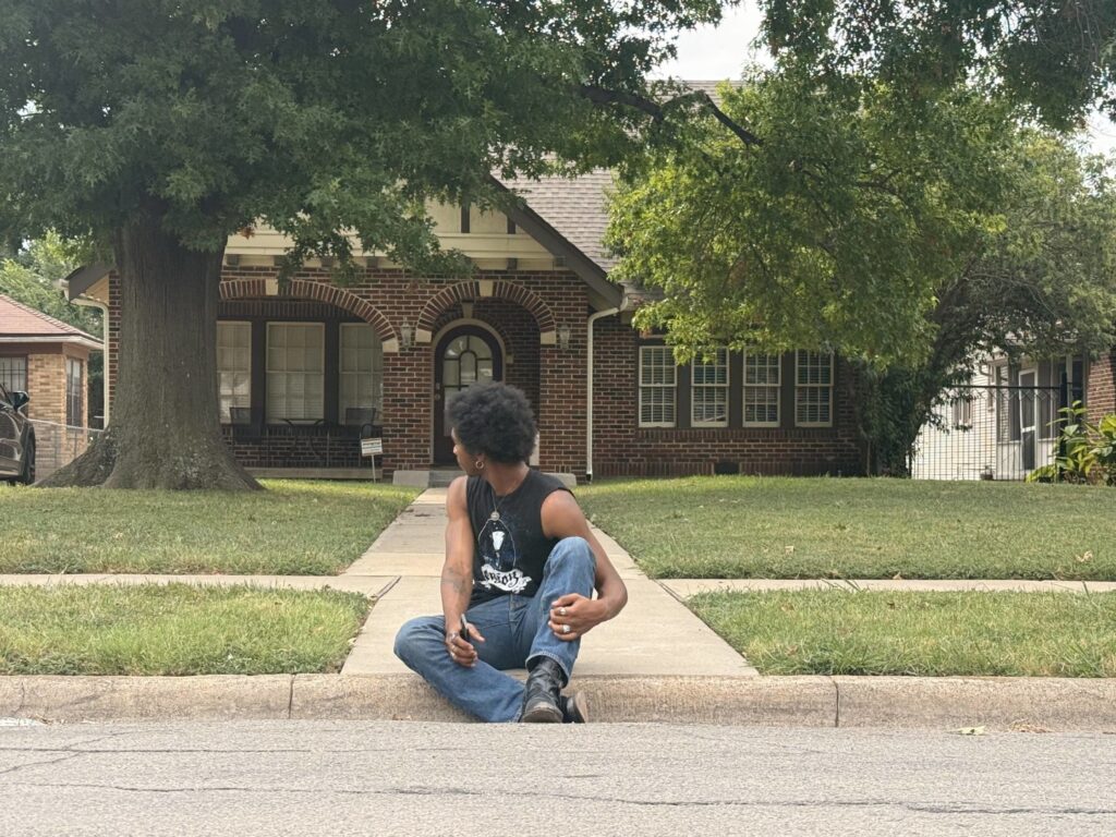 Love Spells’ swoon-worthy bedroom pop