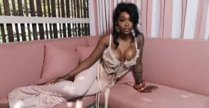 Summer Walker shares “Girls Need Love” acoustic mix