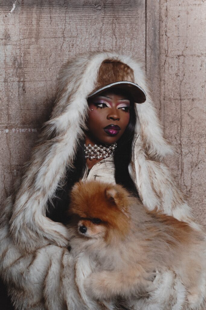 Theodora’s globe-trotting pop is France right now