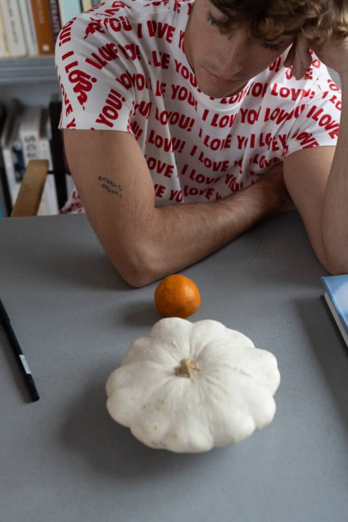 Guitarricadelafuente is queering Spain’s canon — in music and film