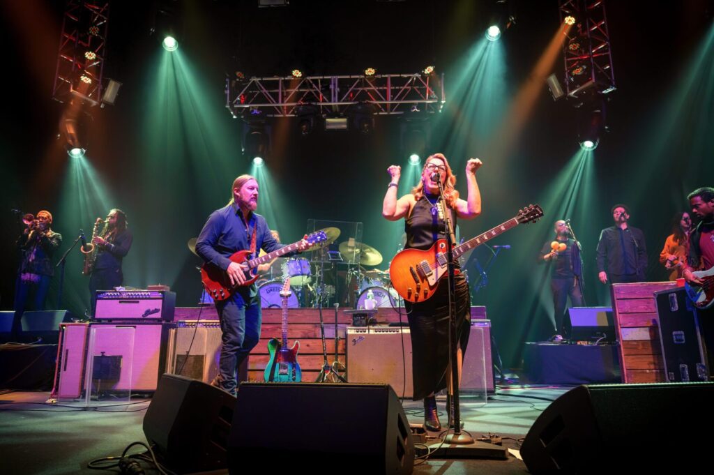 Tedeschi Trucks Band Honors Dave Mason with Rare "Feelin' Alright?" Cover